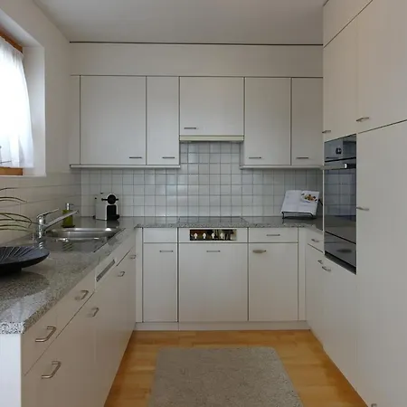 Haus Carschun Apartment